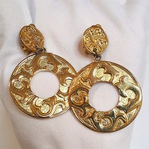 Gold Circle Clip On Earrings